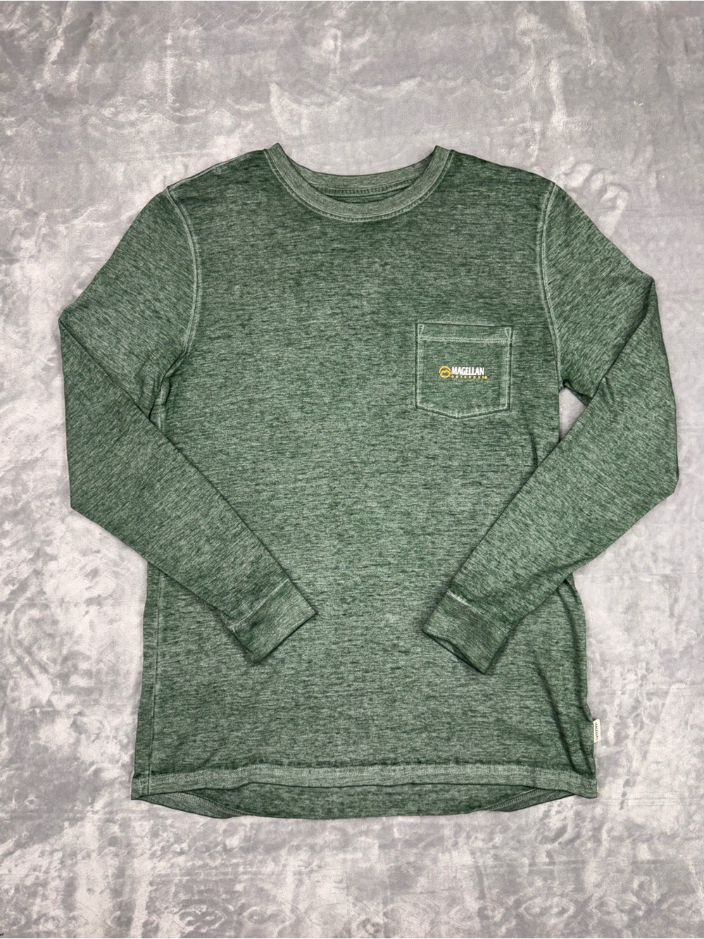 Magellan Boyfriend Fit Green Long-Sleeve Pocket‎ Tee
